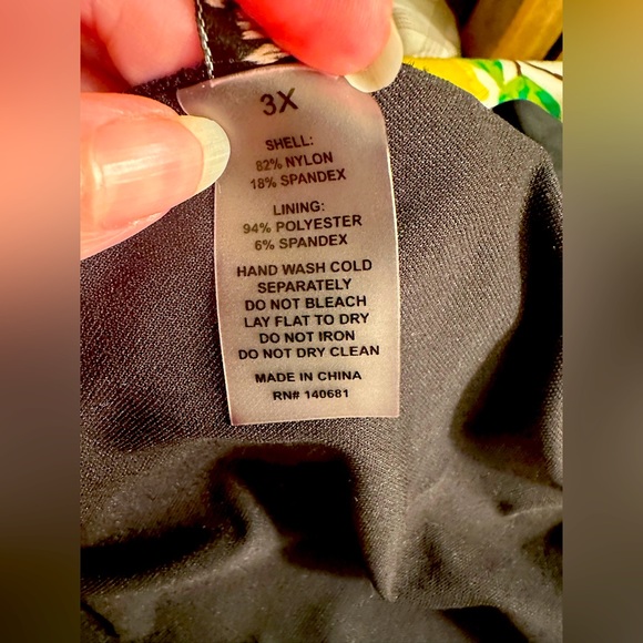 Unique Vintage Plus Size Black Ruffled Ramona Swim Top - Picture 7 of 7